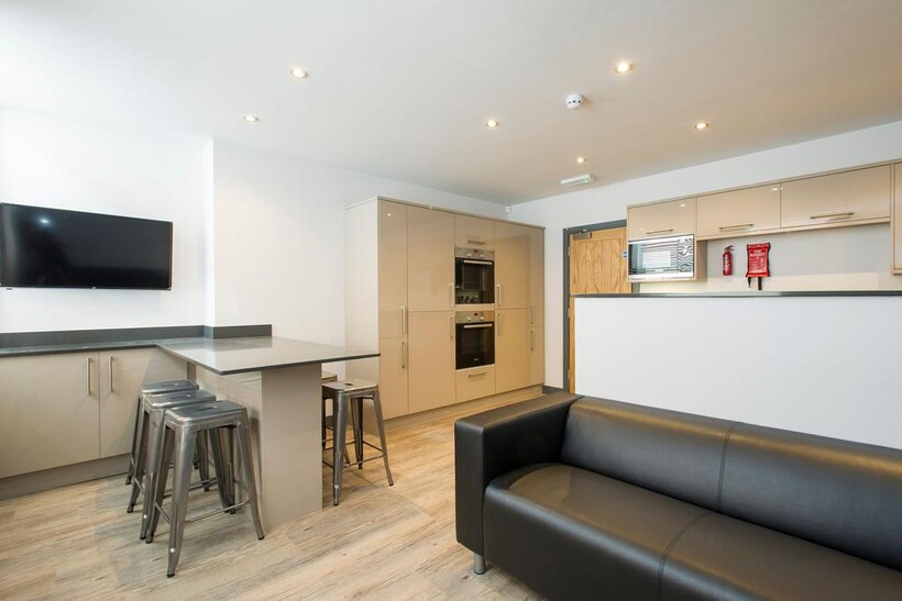 Flat 5, 4 Stanford Street 6 bed flat to rent - £3,640 pcm (£840 pw)