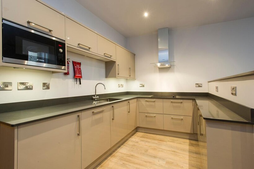 Flat 5, 4 Stanford Street 6 bed flat to rent - £3,640 pcm (£840 pw)