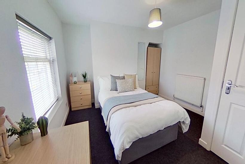 176-178, Mansfield Road, Nottingham... 1 bed townhouse to rent - £520 pcm (£120 pw)