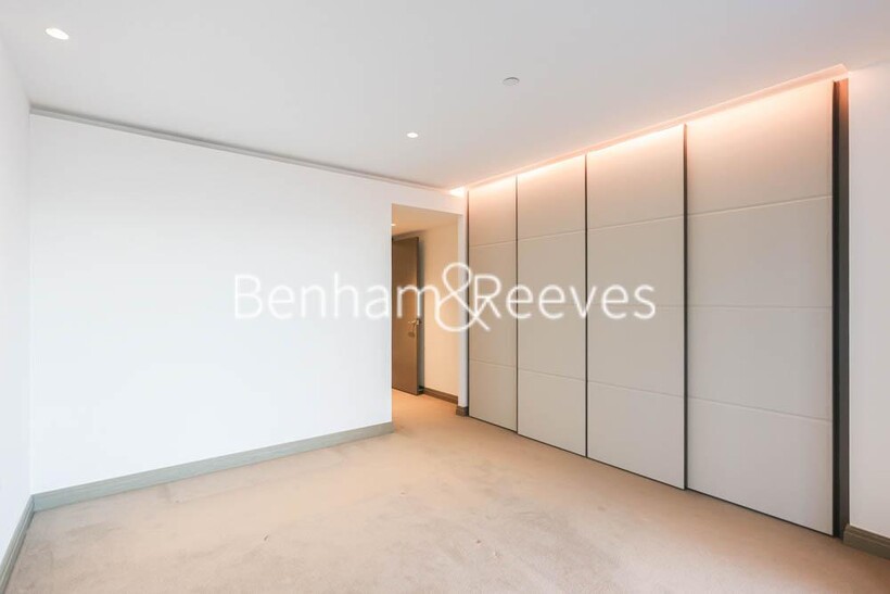 Blackfriars Road,  City SE1 3 bed apartment to rent - £9,000 pcm (£2,077 pw)
