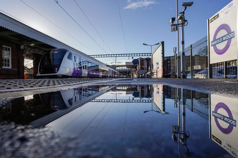 Shepherds Hill, Romford, RM3 3 bed semi-detached house to rent - £3,750 pcm (£865 pw)