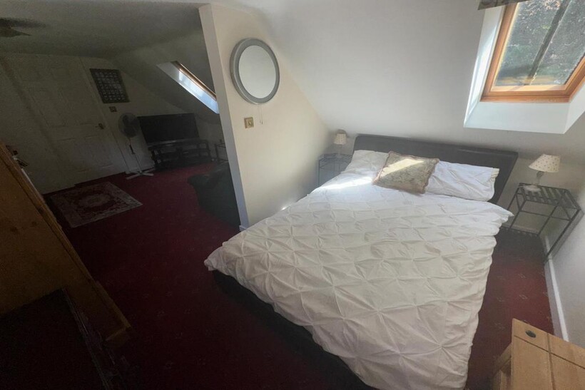 1 Bedroom flat, Premier Location... 1 bed flat to rent - £950 pcm (£219 pw)