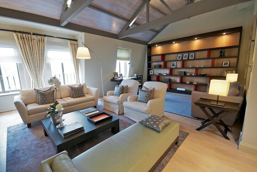 Cadogan Square, London, SW1X 2 bed flat to rent - £14,083 pcm (£3,250 pw)