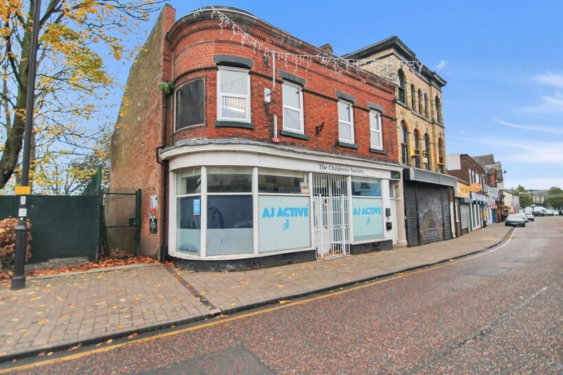Church Street, runcorn, WA7 1LD Retail property (high street) to rent - £720 pcm (£166 pw)