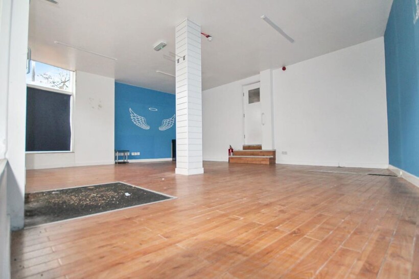 Church Street, runcorn, WA7 1LD Retail property (high street) to rent - £720 pcm (£166 pw)