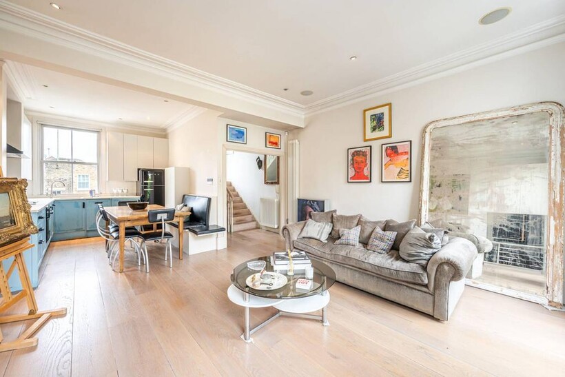 Redburn Street, Chelsea, London, SW3 2 bed flat to rent - £9,750 pcm (£2,250 pw)