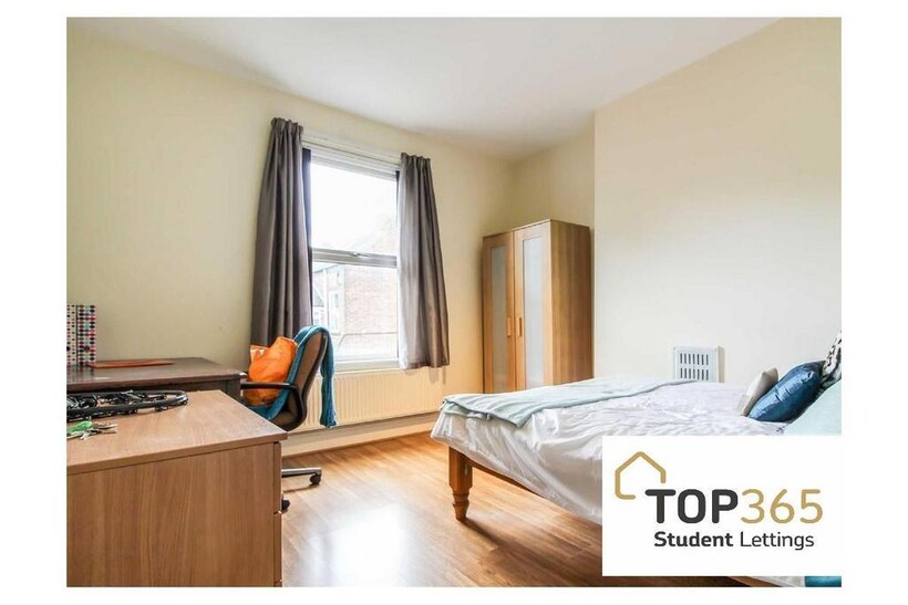 Toz KWZ4 ED0yse6cm6 Vmjz A.jpg