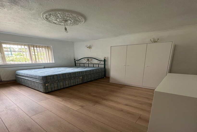 Highfield Road, Nottingham NG7 1 bed in a house share to rent - £580 pcm (£134 pw)