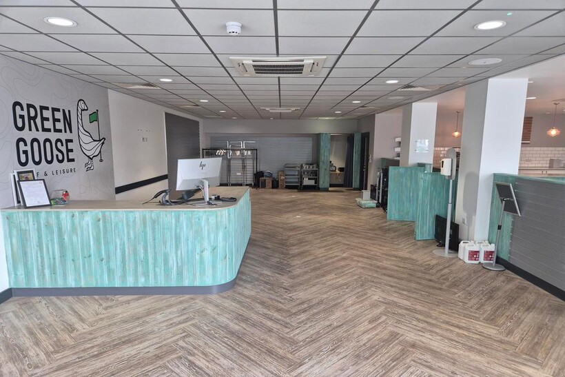 The Pavilions, La Route de Beaumont... Mixed use to rent - £6,250 pcm (£1,442 pw)