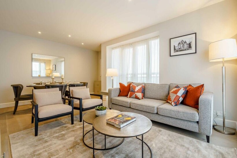 Westferry Circus, London E14 2 bed flat to rent - £4,376 pcm (£1,010 pw)
