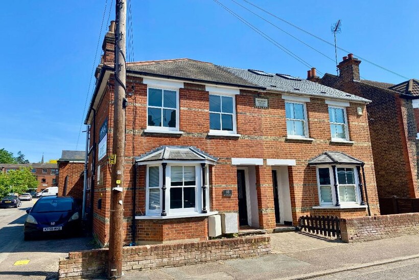 Gresham Road, Brentwood Property to rent - £550 pcm (£127 pw)