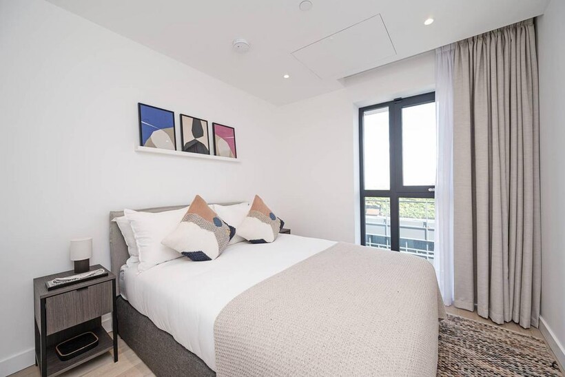 Alma, New Drum Street, Aldgate... 2 bed flat to rent - £4,660 pcm (£1,075 pw)