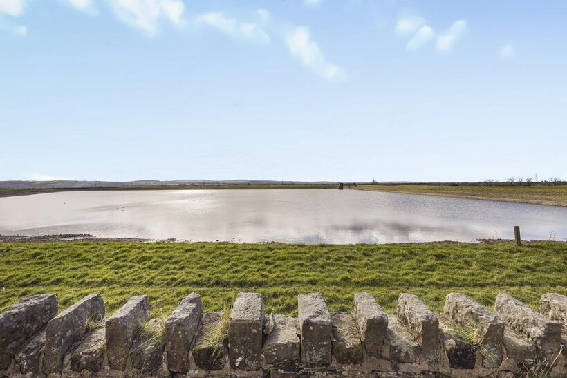 Meadowhead, Longridge PR3 4 bed semi-detached house to rent - £1,350 pcm (£312 pw)