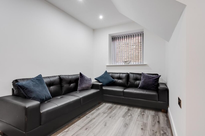 Flat A, 354, Scotland Road L5 1 bed in a flat share to rent - £607 pcm (£140 pw)