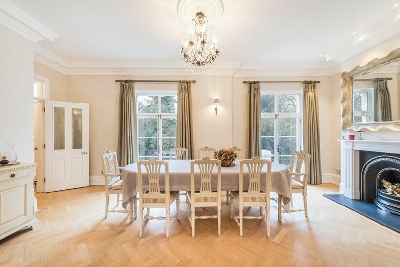 Ravenscourt Square, Hammersmith W6 5 bed detached house to rent - £11,000 pcm (£2,538 pw)