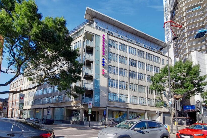 City Road, City, London, EC1V 2 bed flat to rent - £5,850 pcm (£1,350 pw)