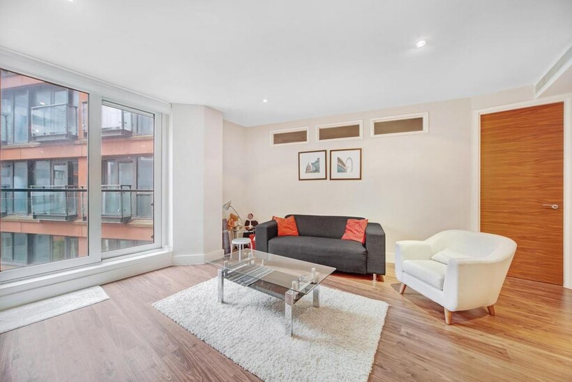 Peninsula Apartments 1 bed apartment to rent - £2,535 pcm (£585 pw)