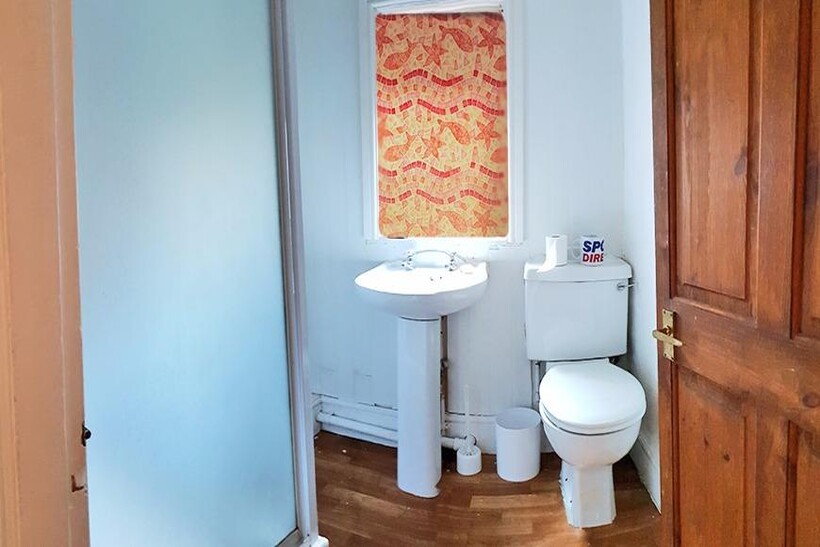 Landcross Road, Manchester M14 4 bed terraced house to rent - £525 pcm (£121 pw)