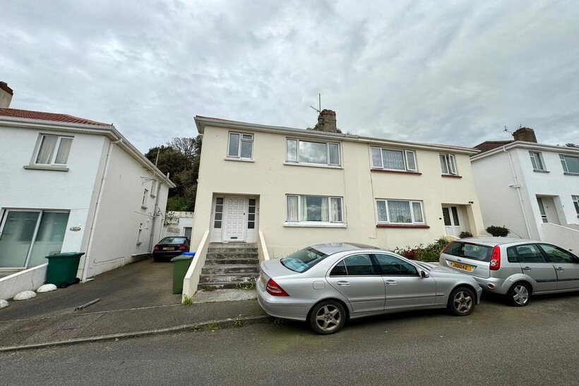 Flat 2, 11 Beaulieu Park, St Helier 1 bed flat to rent - £1,325 pcm (£306 pw)