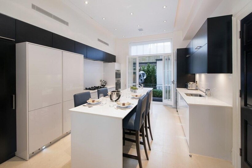 Charles Street, London, W1J 5 4 bed apartment to rent - £26,000 pcm (£6,000 pw)