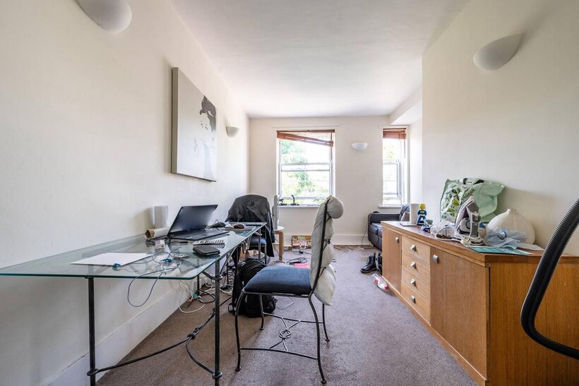 Vauban Estate, Bermondsey, London, SE16 3 bed maisonette to rent - £3,198 pcm (£738 pw)