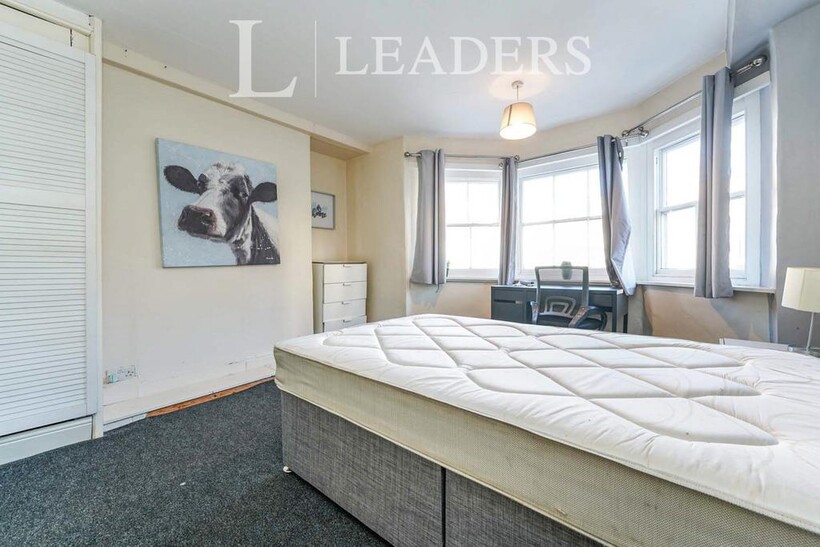 Rodney Road, GL50 1 bed in a house share to rent - £545 pcm (£126 pw)