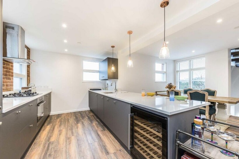 Elm Grove, London SW19 3 bed house to rent - £4,750 pcm (£1,096 pw)