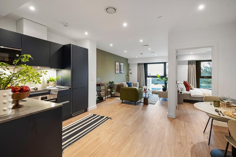 C2301a-1, Kemp Porter Buildings, 145... 2 bed apartment to rent - £2,593 pcm (£598 pw)