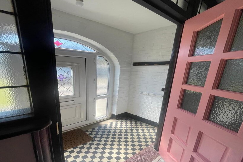 Westdale Lane, Carlton NG4 3 bed semi-detached house to rent - £1,395 pcm (£322 pw)