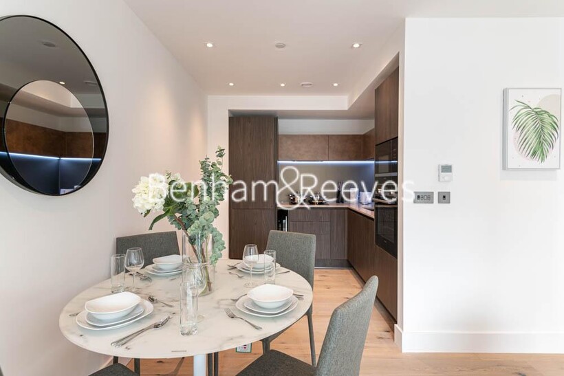 Keybridge Capital,  Vauxhall SW8 1 bed apartment to rent - £3,141 pcm (£725 pw)