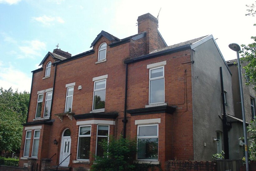 Tatton Grove, Manchester M20 8 bed house to rent - £4,640 pcm (£1,071 pw)