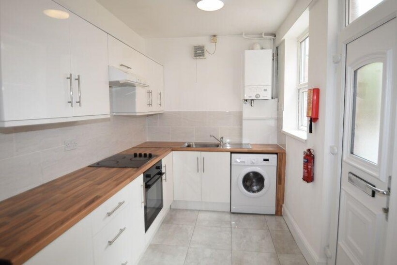 18 Denham Road, Ecclesall Road, 4 bed terraced house to rent - £390 pcm (£90 pw)