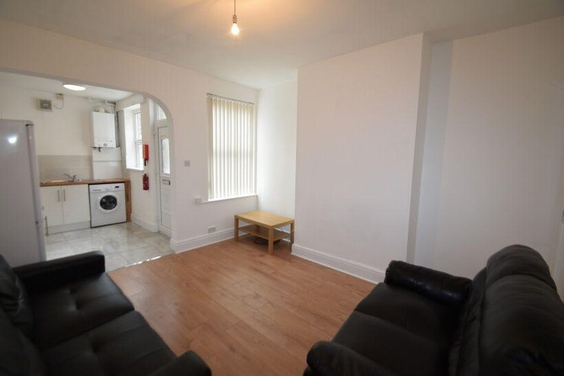 18 Denham Road, Ecclesall Road, 4 bed terraced house to rent - £390 pcm (£90 pw)
