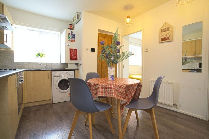 Birmingham B9 4 bed house to rent - £1,912 pcm (£441 pw)