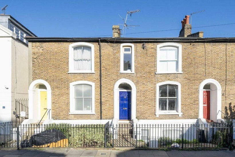 St. Peters Road, London W6 1 bed flat to rent - £1,985 pcm (£458 pw)