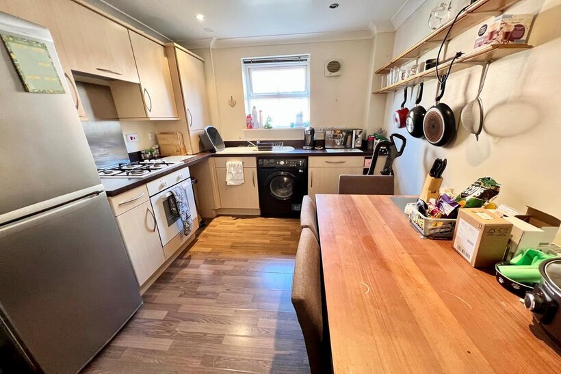 Stanfield House, Gray Road... 2 bed apartment to rent - £720 pcm (£166 pw)