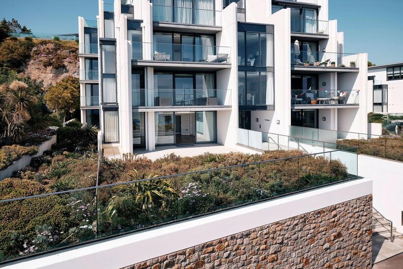 La Rue Voisin, Jersey JE3 3 bed apartment to rent - £4,400 pcm (£1,015 pw)