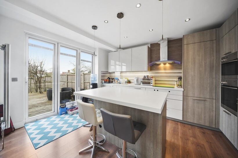 Priory Gardens, London, W5 3 bed semi-detached house to rent - £3,200 pcm (£738 pw)