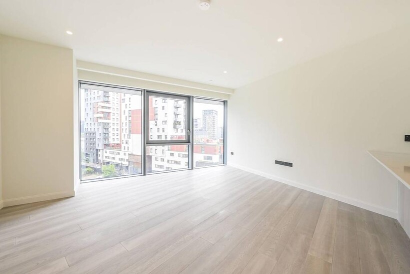Aspen, Marsh Wall, Canary Wharf... 2 bed flat to rent - £3,554 pcm (£820 pw)
