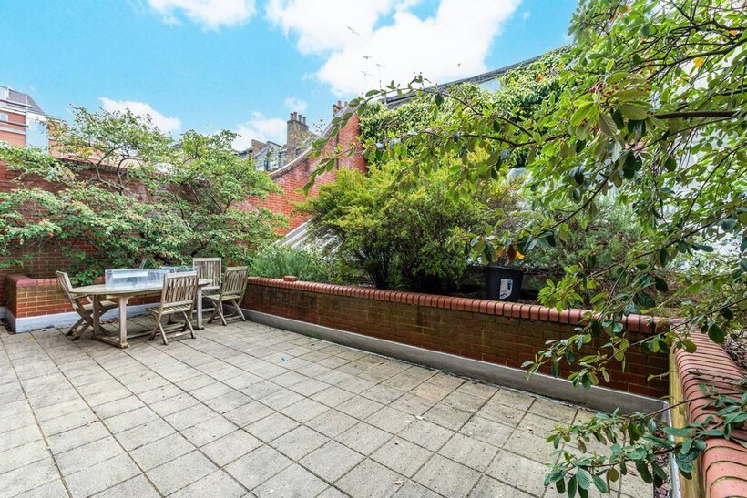 Elverton Street, Westminster, London... 2 bed flat to rent - £3,445 pcm (£795 pw)