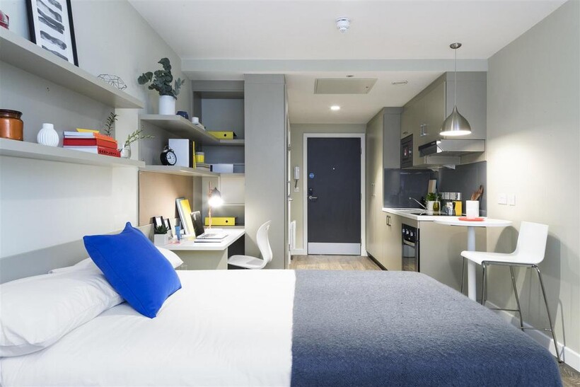 Urb St Jesmond room dressed room whole view.jpg