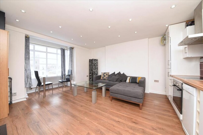 Rossmore Court, Park Road, London, NW1 1 bed apartment to rent - £2,492 pcm (£575 pw)