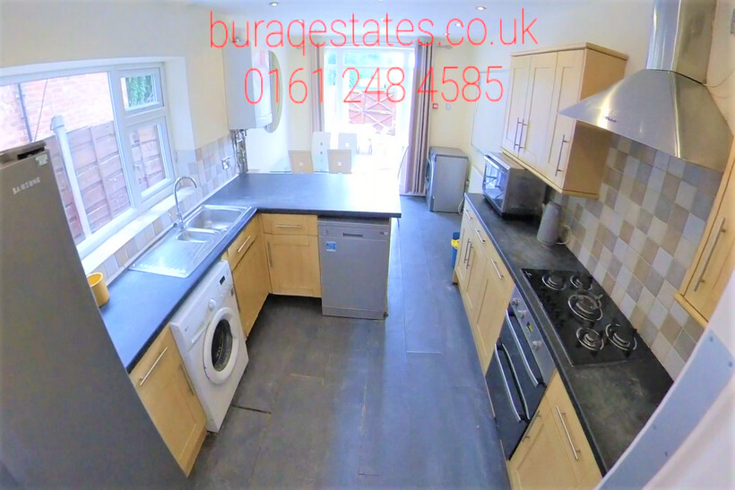 Kingswood Road, Manchester 7 bed terraced house to rent - £607 pcm (£140 pw)