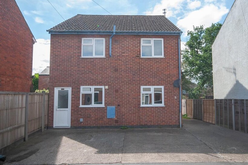 Charles Street, Rugby, CV21 1 bed apartment to rent - £720 pcm (£166 pw)