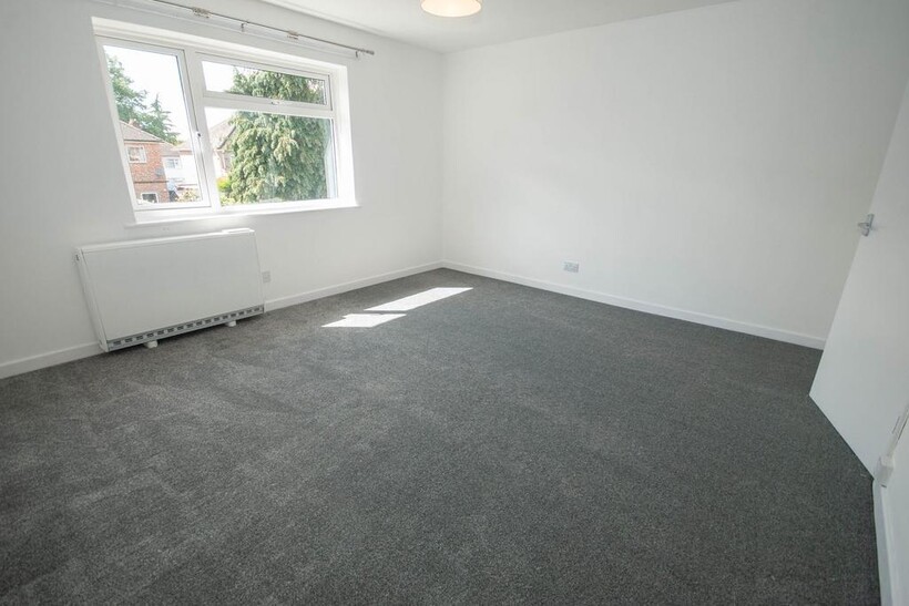 Charles Street, Rugby, CV21 1 bed apartment to rent - £720 pcm (£166 pw)