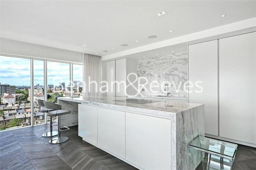 Faulkner House, Fulham Reach W6 3 bed apartment to rent - £25,000 pcm (£5,769 pw)