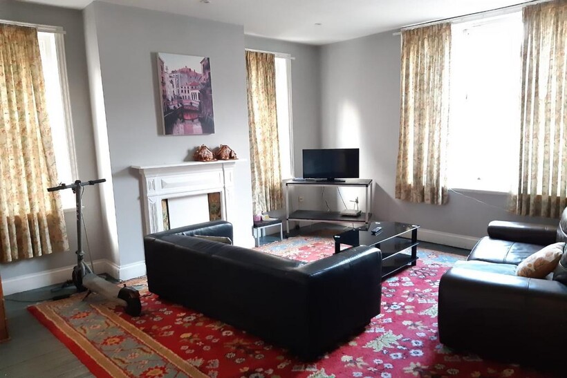 Room2, 16a Broad Street... 1 bed in a house share to rent - £465 pcm (£107 pw)