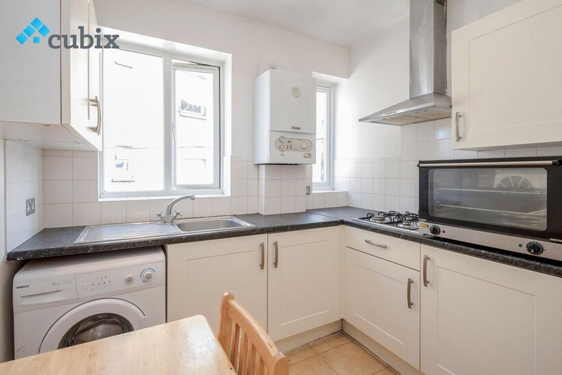 East Street, London SE17 2 bed flat to rent - £1,998 pcm (£461 pw)