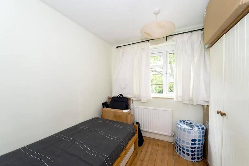 Brick Farm Close, Kew, Richmond, TW9 3 bed flat to rent - £3,680 pcm (£849 pw)