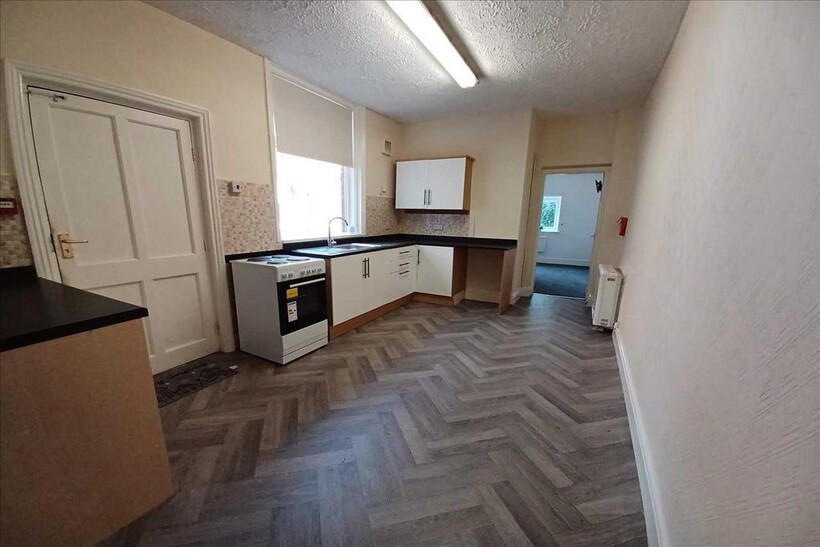 St Andrews Road South, St Annes 2 bed apartment to rent - £745 pcm (£172 pw)